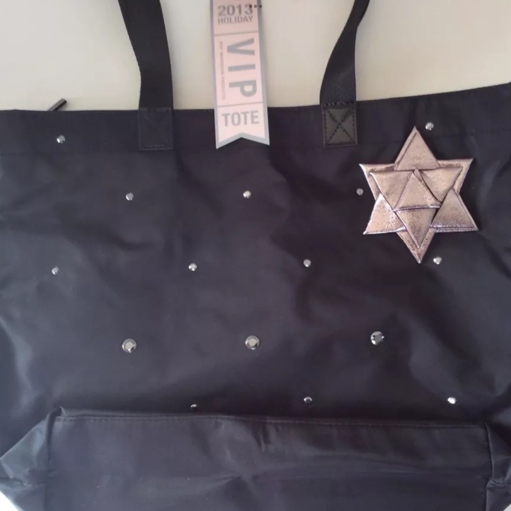 NWT! BATH & BODY WORKS HOLIDAY PURSE TOTE BLACK W/ SILVER RHINESTONES & BOW BBW